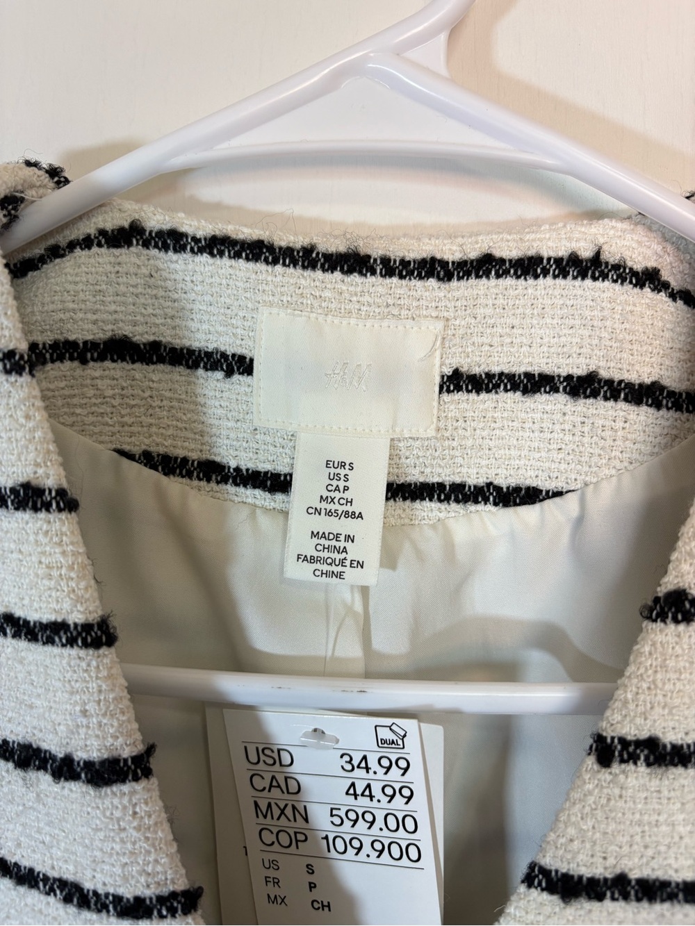 H&M Women's Bouclé Vest | Trendy White‎ Striped Vest Waistcoat | Size: S Pockets - Picture 4 of 9